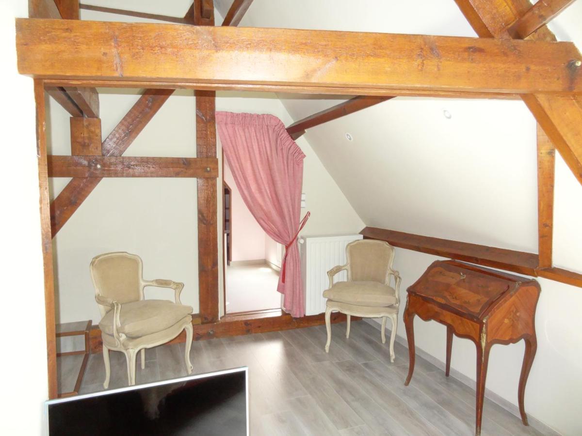 Montignies-le-Tilleul Le Chateau Des Eglantines מראה חיצוני תמונה