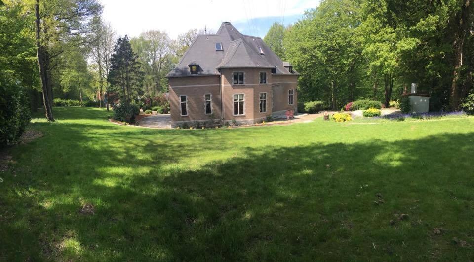 Montignies-le-Tilleul Le Chateau Des Eglantines מראה חיצוני תמונה
