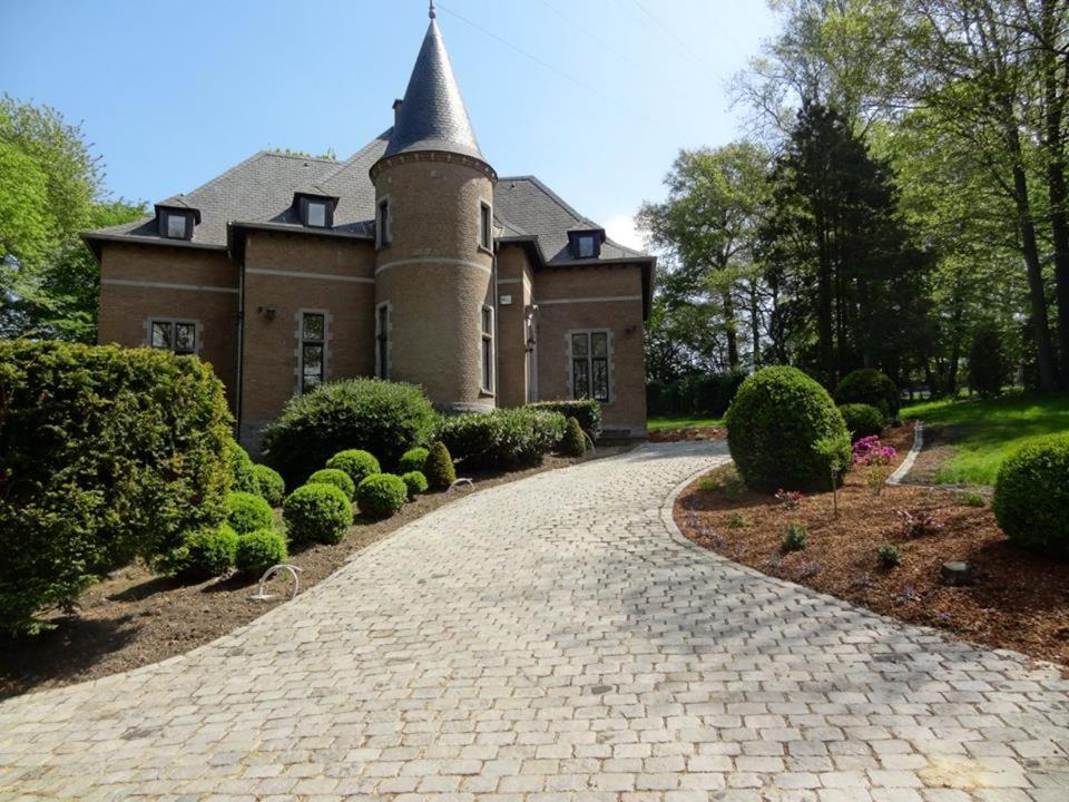 Montignies-le-Tilleul Le Chateau Des Eglantines מראה חיצוני תמונה